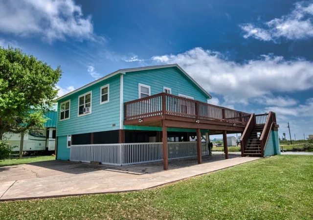 Homes for sale in Sargent, TX | 1249 County Road 202, Sargent, TX 77414 | MLS# 44976044