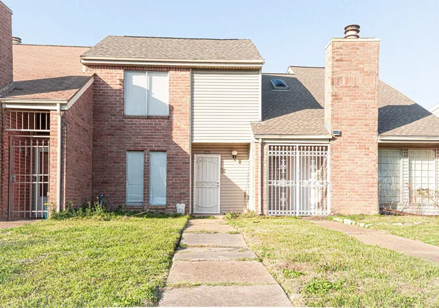 Photo 1 of Townhouse for sale at 10920 Village Bend Ln #920, Houston, TX 77072 | MLS# 39689755 | Listing updated on 2026-08-25