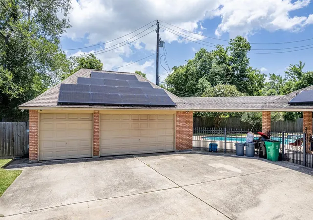 5th image of 419 Oak Haven St, Baytown, TX 77520 | MLS# 33286611