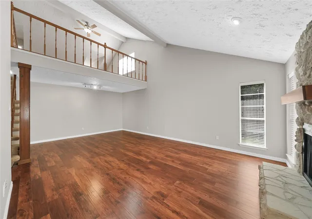 Photo 3 of Single family home for sale at 16826 Cobble Ridge Dr, Sugar Land, TX 77498 | MLS# 86007127 | Listing updated on 2026-10-06