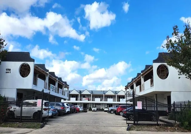 Photo 3 of Sale Pending at 9788 Clarewood Dr #201, Houston, TX 77036 | MLS# 25357047 | Listing updated on 2026-09-05