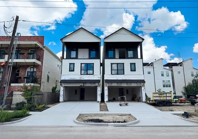 Photo 2 of Single family home for sale at 1310 Nagle St, Houston, TX 77003 | MLS# 72926740 | Listing updated on 2026-07-22