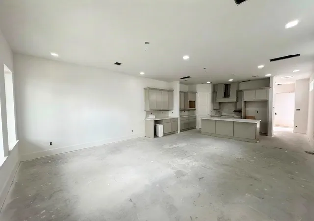 Photo 3 of Single family home for sale at 1310 Nagle St, Houston, TX 77003 | MLS# 72926740 | Listing updated on 2026-07-22