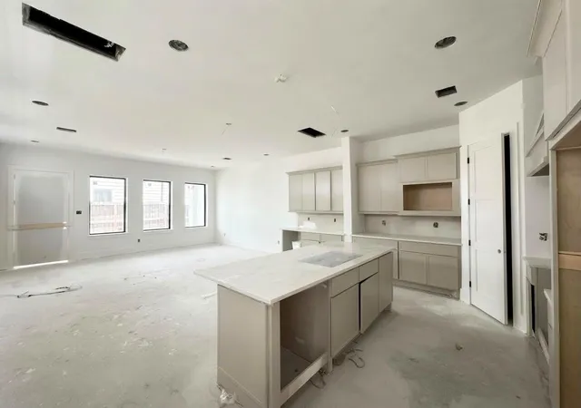 Photo 4 of Single family home for sale at 1310 Nagle St, Houston, TX 77003 | MLS# 72926740 | Listing updated on 2026-07-22