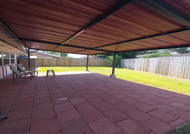 3rd image of 10102 Barmont Dr, La Porte, TX 77571 | MLS# 54634263