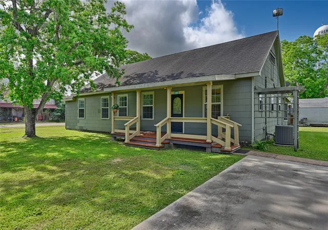 Homes for sale in Rock Island, TX | 2380 Third St, Rock Island, TX 77470 | MLS# 88330996