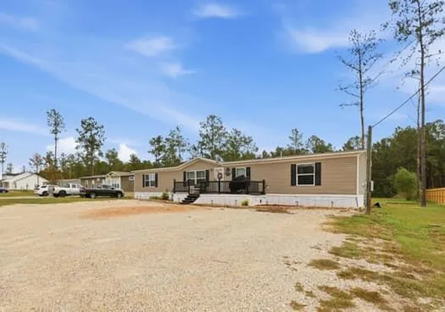 Photo 3 of Single family home for sale at 12947 Ralston Dr, Conroe, TX 77306 | MLS# 44285220 | Listing updated on 2026-06-10