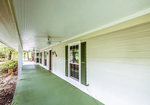 Photo 2 of Single family home for sale at 218 Westridge Dr, Huntsville, TX 77340 | MLS# 52491946 | Listing updated on 2026-08-24