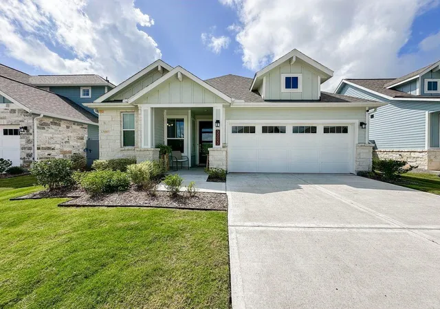 Photo 2 of Single family home for sale at 33023 School Hill Rd, Fulshear, TX 77441 | MLS# 92108674 | Listing updated on 2026-09-19