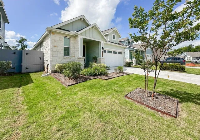 Photo 3 of Single family home for sale at 33023 School Hill Rd, Fulshear, TX 77441 | MLS# 92108674 | Listing updated on 2026-09-19