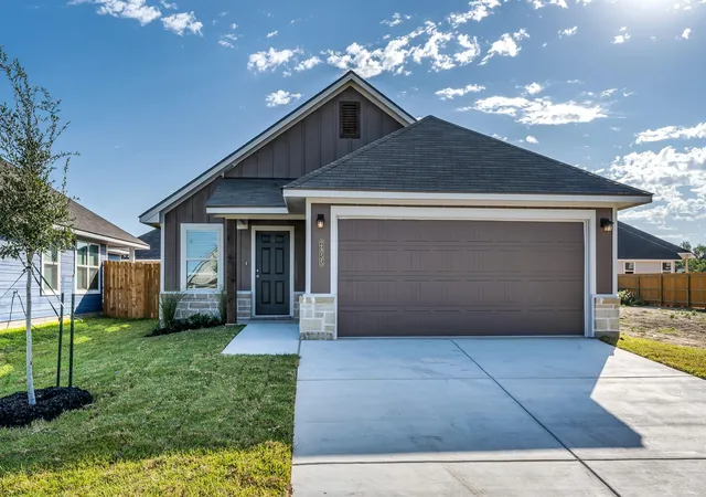 Photo 2 of Sale Pending at 2789 Buccaneer Trl, Bryan, TX 77803 | MLS# 17102900 | Listing updated on 2026-09-04
