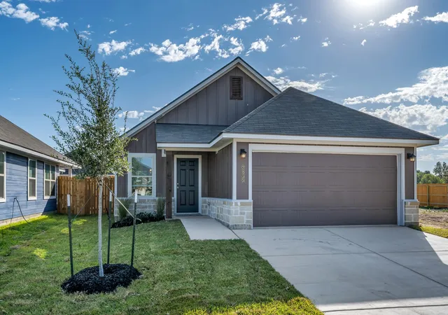 Photo 3 of Sale Pending at 2789 Buccaneer Trl, Bryan, TX 77803 | MLS# 17102900 | Listing updated on 2026-09-04