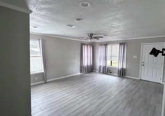 5th image of 428 Azalea St, Lake Jackson, TX 77566 | MLS# 64981685