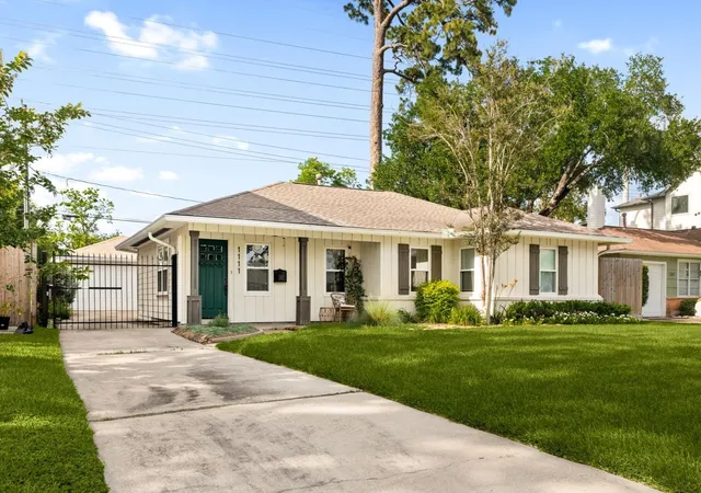 Homes for sale in Houston, TX | 1111 Wynnwood Ln, Houston, TX 77008 | MLS# 46113113