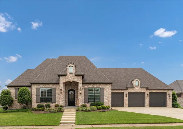 Photo 1 of Sale Pending at 1201 Quarry Oaks Dr, College Station, TX 77845 | MLS# 55173687 | Listing updated on 2026-09-25
