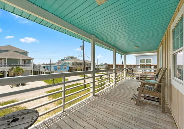 Homes for sale in Surfside Beach, TX | 214 Sand Dune Ct, Surfside Beach, TX 77541 | MLS# 68972342