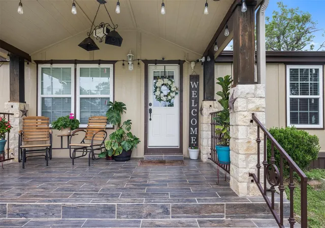 2nd image of 857 E Guadalupe St, La Grange, TX 78945 | MLS# 21055337