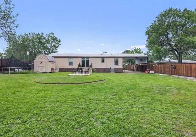 4th image of 857 E Guadalupe St, La Grange, TX 78945 | MLS# 21055337