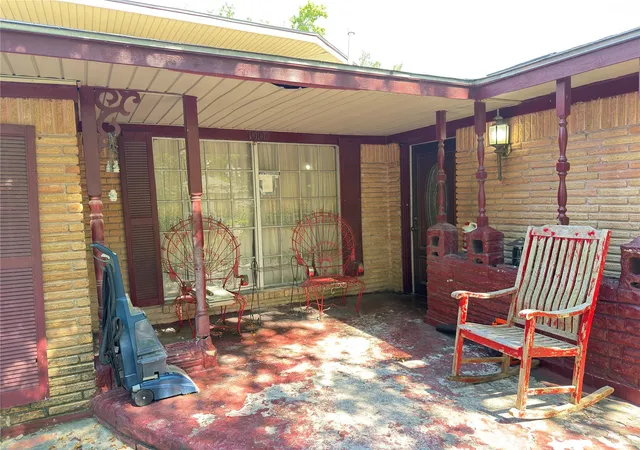 Photo 2 of Single family home for sale at 10106 Cheeves Dr, Houston, TX 77016 | MLS# 96055511 | Listing updated on 2026-06-01