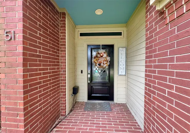 image of 51 S Trillium Ct, Lake Jackson, TX 77566 | MLS# 12237458