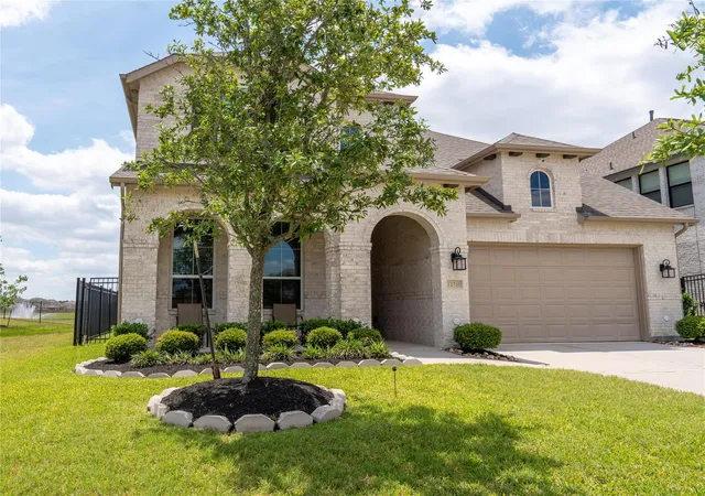 Photo 3 of Single family home for sale at 12710 Banchory Leaf Dr, Humble, TX 77346 | MLS# 18947234 | Listing updated on 2026-05-14