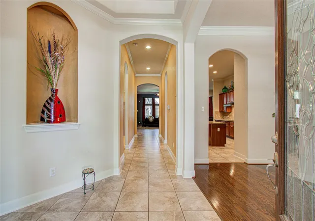 Photo 2 of Single family home for sale at 14614 Carolina Holw Ln, Houston, TX 77044 | MLS# 9078778 | Listing updated on 2026-06-13