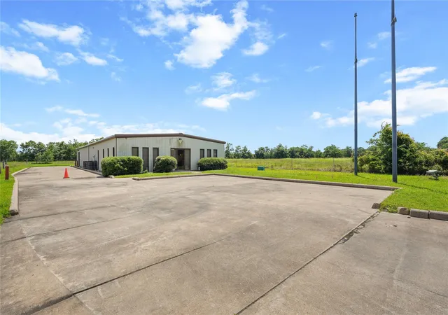 6th image of 4631 11th St, Brookshire, TX 77423 | MLS# 46033887