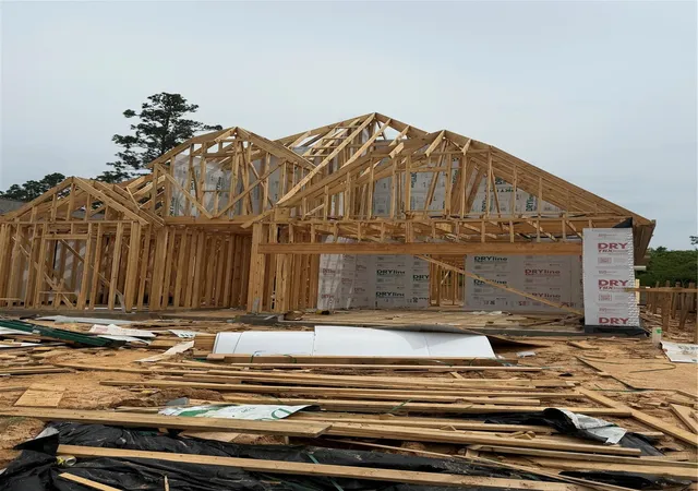 Photo 3 of Single family home for sale at 15970 Mahogany Mist Dr, Conroe, TX 77302 | MLS# 56021908 | Listing updated on 2026-07-22