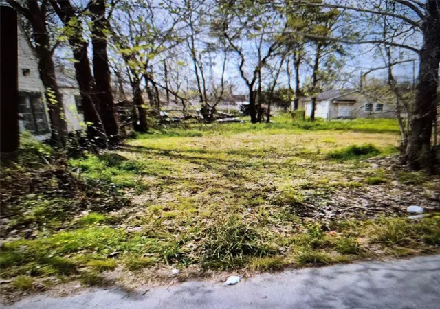 Photo 1 of Land for sale at 3204 Roland St, Houston, TX 77026 | MLS# 48502955 | Listing updated on 2026-09-10