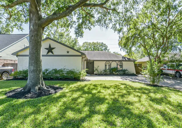 Photo 1 of Single family home for sale at 22203 Fincastle Dr, Katy, TX 77450 | MLS# 34242775 | Listing updated on 2026-09-16