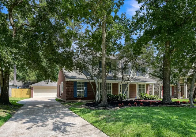 4th image of 80 Eagle Rock Cir, The Woodlands, TX 77381 | MLS# 9936905