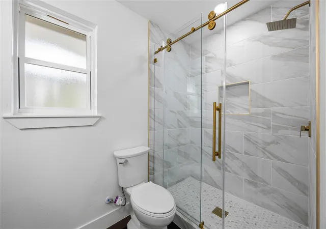 Photo 4 of Single family home for sale at 5446 Loch Lomond Dr, Houston, TX 77096 | MLS# 34387423 | Listing updated on 2026-08-31