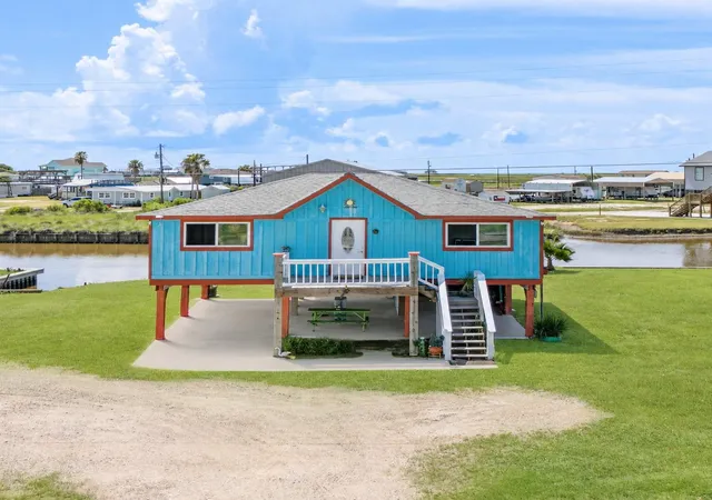 3rd image of 2238 County Road 201, Bay City, TX 77414 | MLS# 29106653