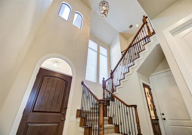2nd image of 11021 Little John Wy, Houston, TX 77043 | MLS# 21114608
