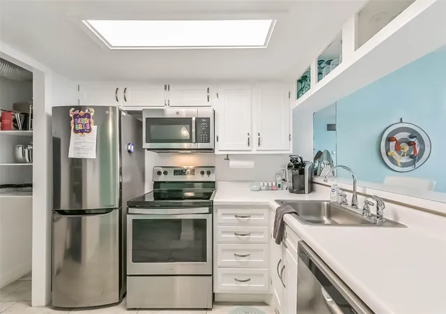 Photo 4 of Condo for sale at 7310 Seawall Blvd #404, Galveston, TX 77551 | MLS# 21860510 | Listing updated on 2026-09-16