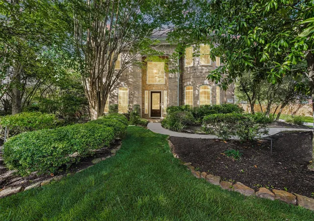 Photo 1 of Single family home for sale at 138 S Evangeline Oaks Cir, Conroe, TX 77384 | MLS# 61466892 | Listing updated on 2026-09-13