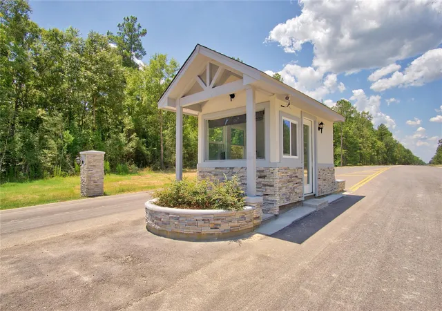 2nd image of 16 Road 6615, Dayton, TX 77535 | MLS# 82931587