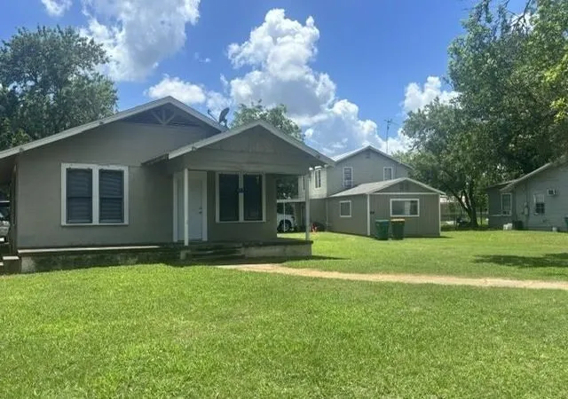 Homes for sale in La Grange, TX | 927 & 937 N Franklin St, La Grange, TX 78945 | MLS# 89028328