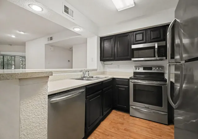 Photo 3 of Condo for sale at 2425 Holly Hall St #139, Houston, TX 77054 | MLS# 82188207 | Listing updated on 2026-09-03