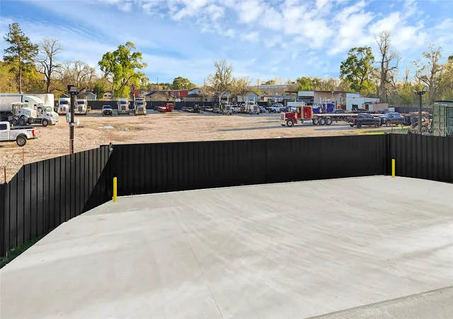Photo 1 of Land for sale at 5715 & 5721 Spindle Dr, Houston, TX 77086 | MLS# 41897372 | Listing updated on 2026-03-14
