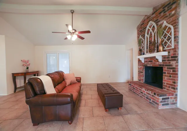 Photo 3 of Single family home for sale at 11819 Mclain Blvd, Houston, TX 77071 | MLS# 48770153 | Listing updated on 2026-07-20