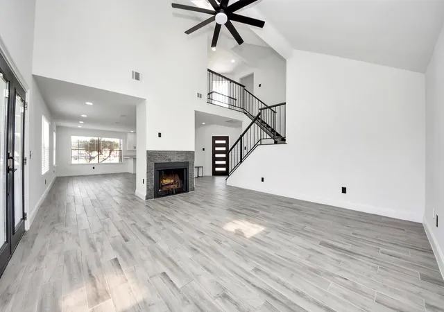 Photo 3 of Sale Pending at 7842 Poitiers Dr, Houston, TX 77071 | MLS# 81318103 | Listing updated on 2026-08-26