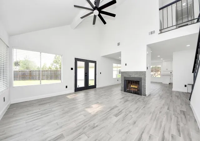 Photo 4 of Sale Pending at 7842 Poitiers Dr, Houston, TX 77071 | MLS# 81318103 | Listing updated on 2026-08-26