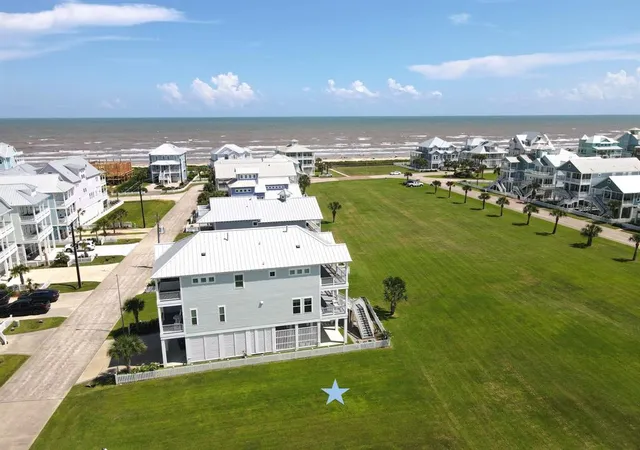 Photo 1 of Land for sale at 3818 Periwinkle, Galveston, TX 77554 | MLS# 60822329 | Listing updated on 2026-09-09