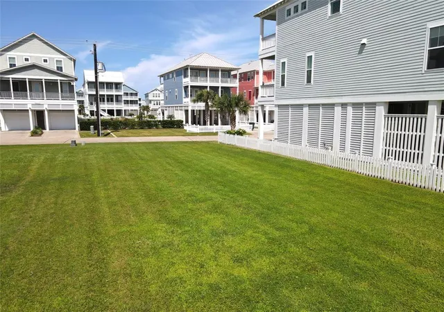 Photo 3 of Land for sale at 3818 Periwinkle, Galveston, TX 77554 | MLS# 60822329 | Listing updated on 2026-09-09