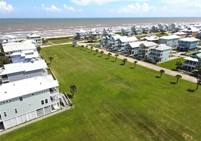 Photo 4 of Land for sale at 3818 Periwinkle, Galveston, TX 77554 | MLS# 60822329 | Listing updated on 2026-09-09