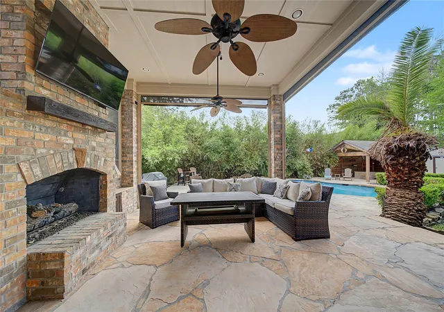 Photo 4 of Sale Pending at 28431 Lauren Cvs Ln, Spring, TX 77386 | MLS# 9199397 | Listing updated on 2026-09-22