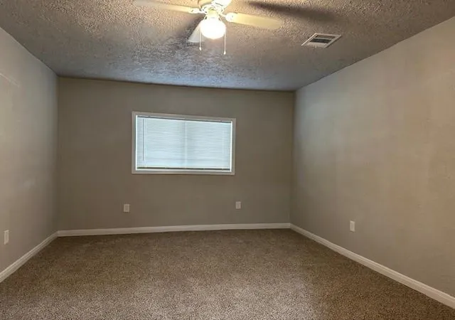 Photo 3 of Single family home for sale at 9130 Talton St, Houston, TX 77078 | MLS# 89562205 | Listing updated on 2026-02-05
