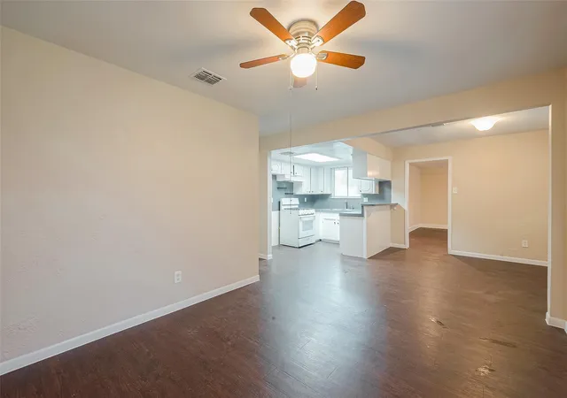 5th image of 1447 Willow Rock Rd, Houston, TX 77088 | MLS# 10251171