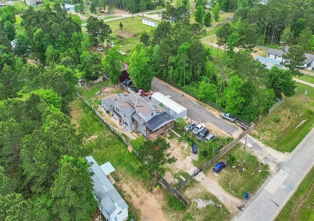 2nd image of 137 County Road 5023, Cleveland, TX 77327 | MLS# 51193622